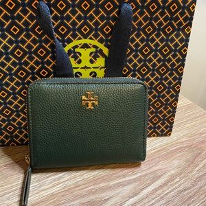 Tory Burch Carter Mini Continental